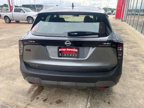 New 2026 Nissan Kicks S FWD image 3
