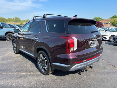 Used 2023 Hyundai Palisade SEL AWD/4WD image 3