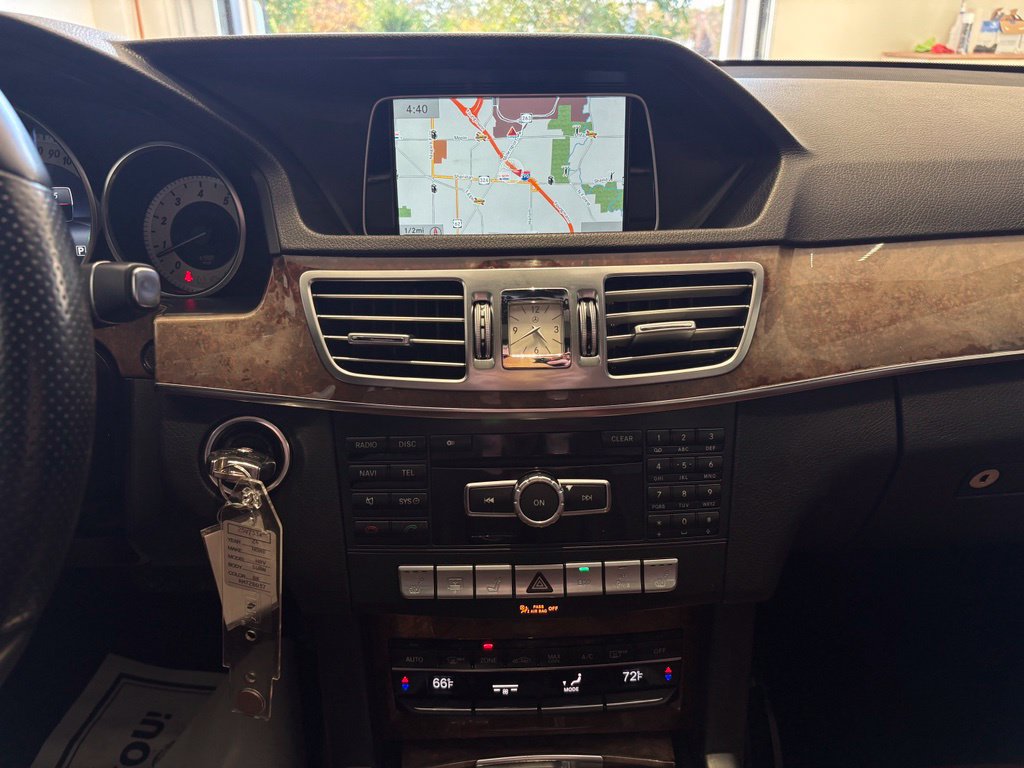 Used 2014 Mercedes-Benz E 350 4MATIC Sedan image 33