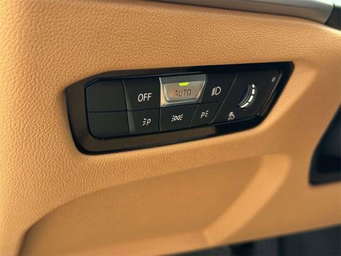 Certified 2025 BMW 430i xDrive Coupe w/ Convenience Package image 16