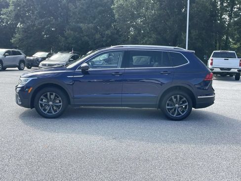 Certified 2022 Volkswagen Tiguan SE FWD image 4