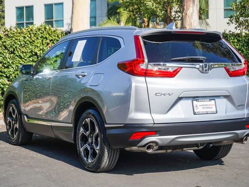 Used 2019 Honda CR-V Touring image 4