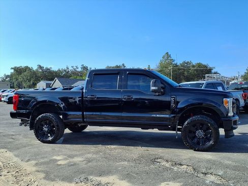 Used 2017 Ford F350 Platinum w/ Platinum Ultimate Package image 8