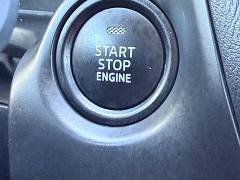 Used 2017 MAZDA MAZDA3 Touring image 28