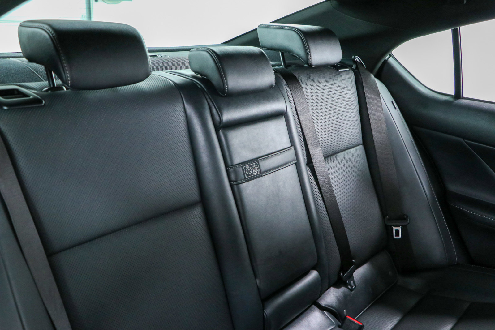 Used 2023 Lexus IS 300 w/ Premium Package RWD image 28