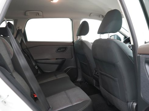 Used 2021 Nissan Rogue S AWD/4WD image 13