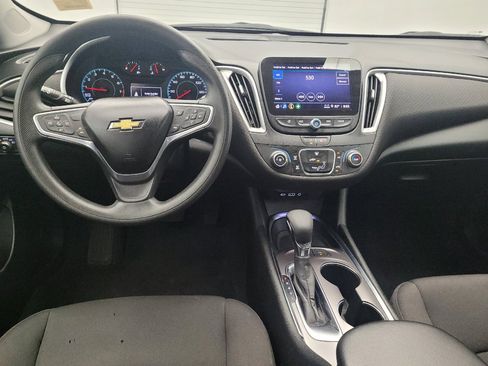 Used 2022 Chevrolet Malibu LS w/ Driver Confidence Package II FWD image 22