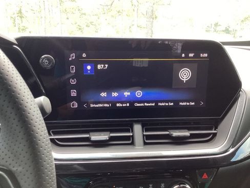 New 2026 Chevrolet Trax RS w/ Driver Confidence Package FWD image 30
