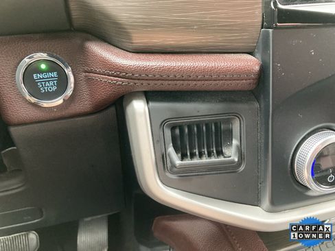 Used 2023 Ford Expedition Max Limited image 30