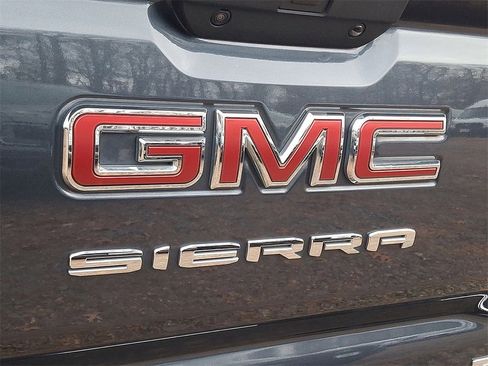 Used 2021 GMC Sierra 1500 Elevation image 19