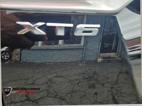 Used 2021 Cadillac XT6 Premium Luxury AWD/4WD image 32
