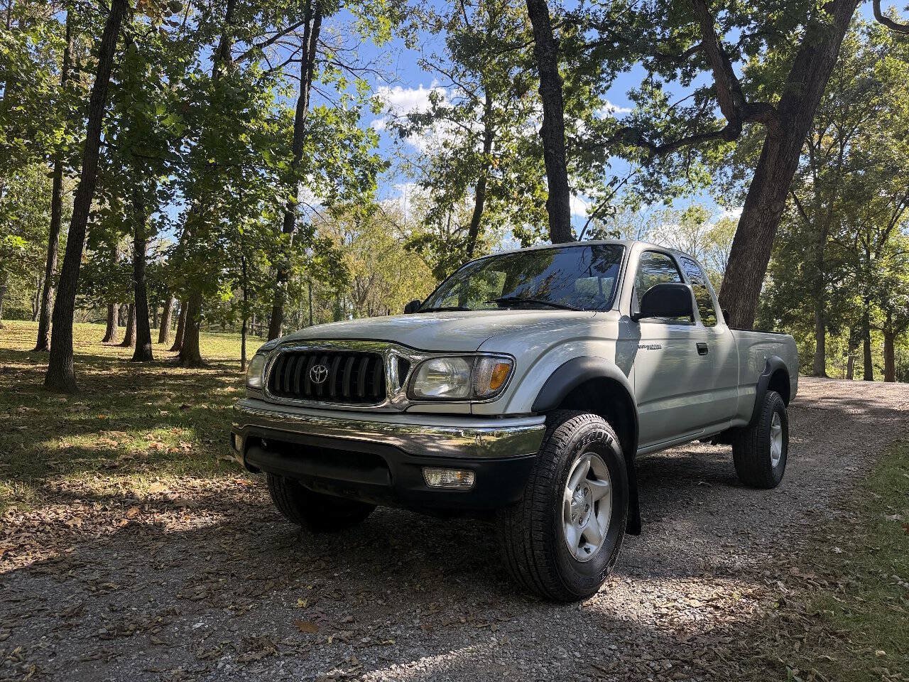 Used 2003 Toyota Tacoma PreRunner w/ SR5 Pkg RWD image 4
