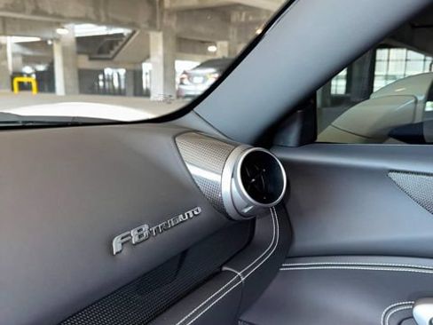 Used 2021 Ferrari F8 Tributo RWD image 15