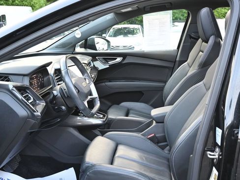 Used 2022 Audi Q4 e-tron Prestige w/ S Line Plus Package AWD/4WD image 21