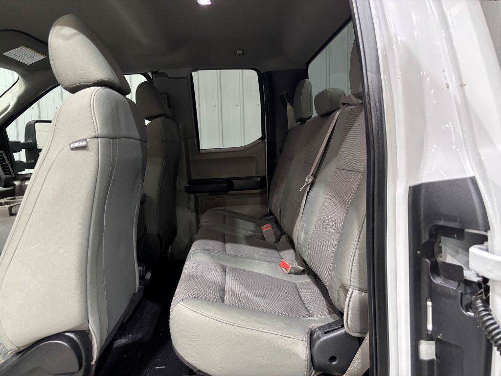 Used 2018 Ford F250 XL w/ Power Equipment Group AWD/4WD image 13