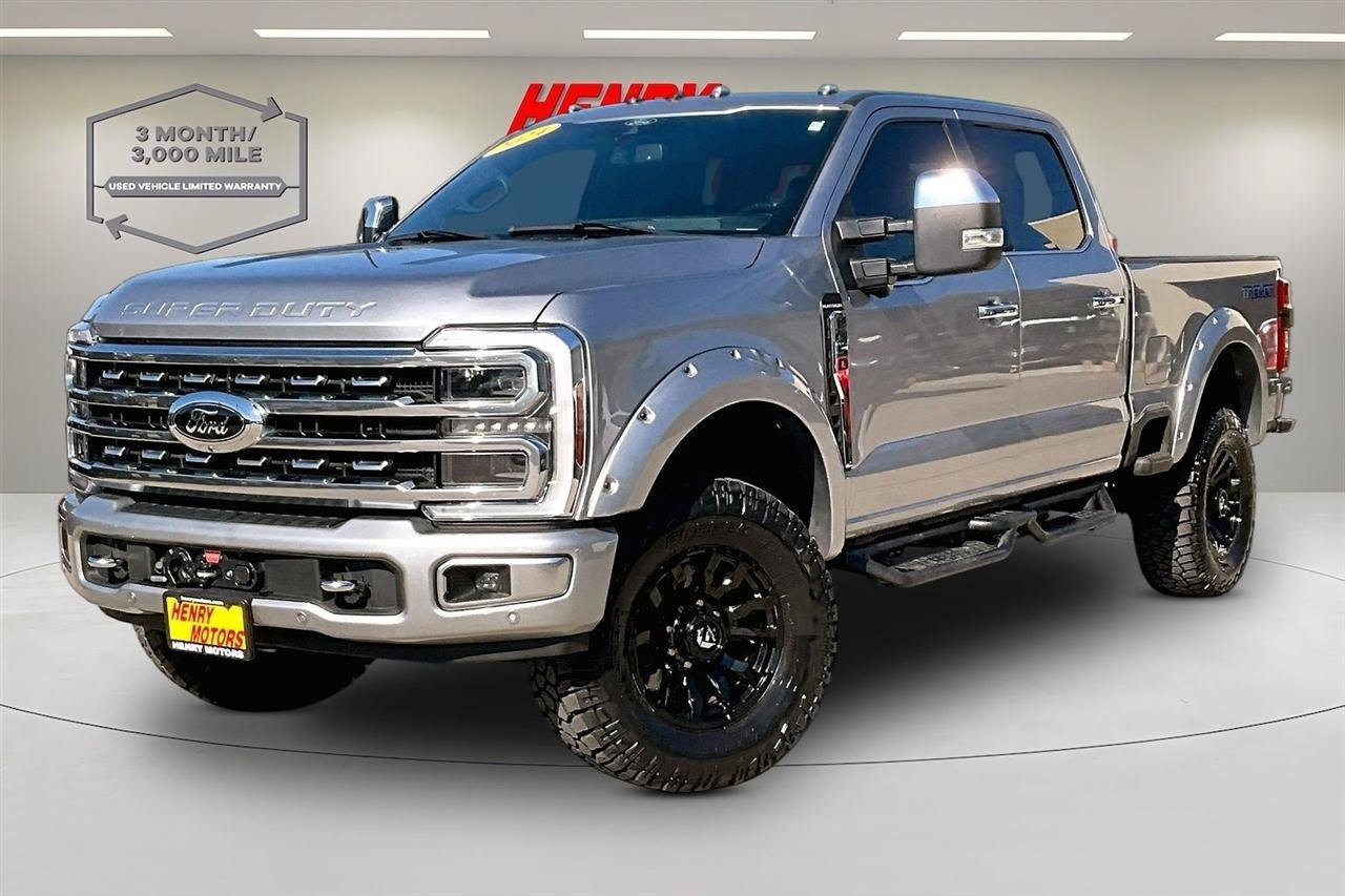 Used 2024 Ford F350 Platinum w/ Tremor Off-Road Package AWD/4WD image 3