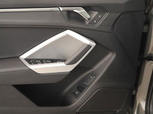 New 2025 Audi Q3 2.0T Premium image 23