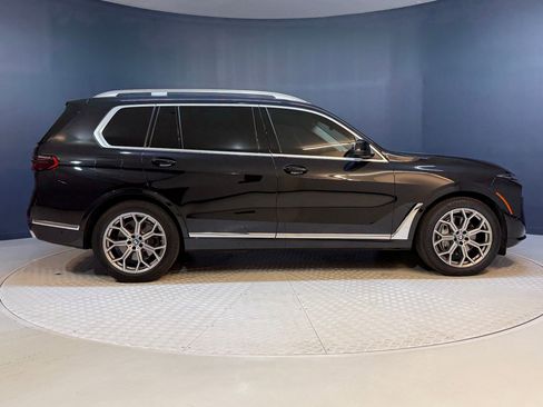Used 2024 BMW X7 xDrive40i image 8