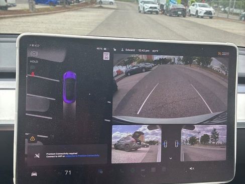 Used 2022 Tesla Model 3 Long Range image 16