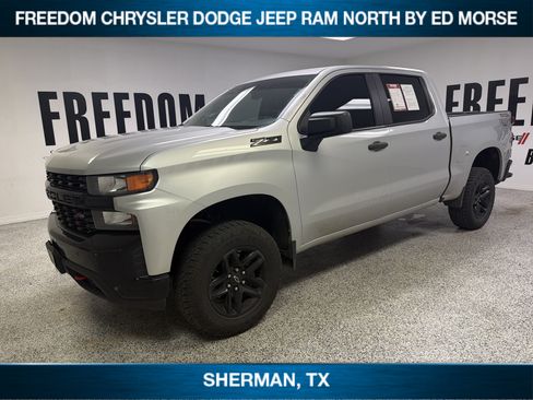 Used 2019 Chevrolet Silverado 1500 Custom Trail Boss w/ Custom Convenience Package AWD/4WD image 1