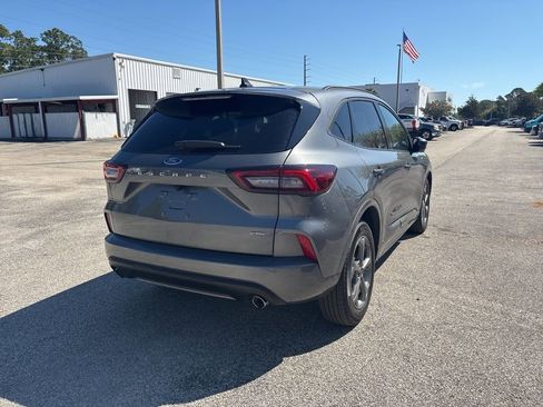 Used 2023 Ford Escape ST-Line w/ Equipment Group 301A image 4