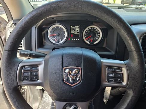 Used 2021 RAM 1500 Classic SLT RWD image 29
