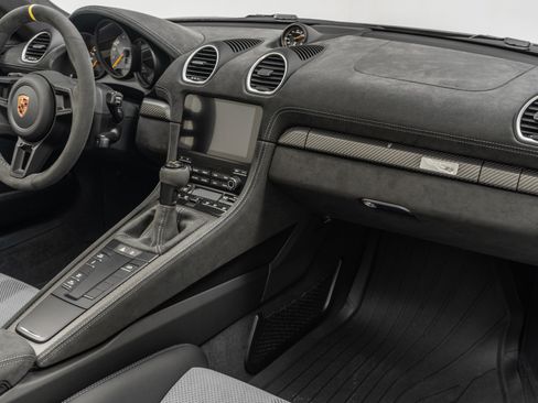 Used 2025 Porsche 718 Boxster Spyder RS image 14