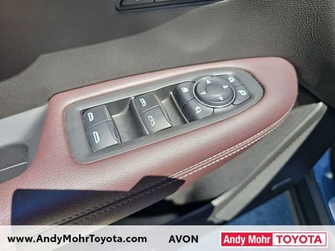 Used 2022 Cadillac XT6 Premium Luxury AWD/4WD image 12
