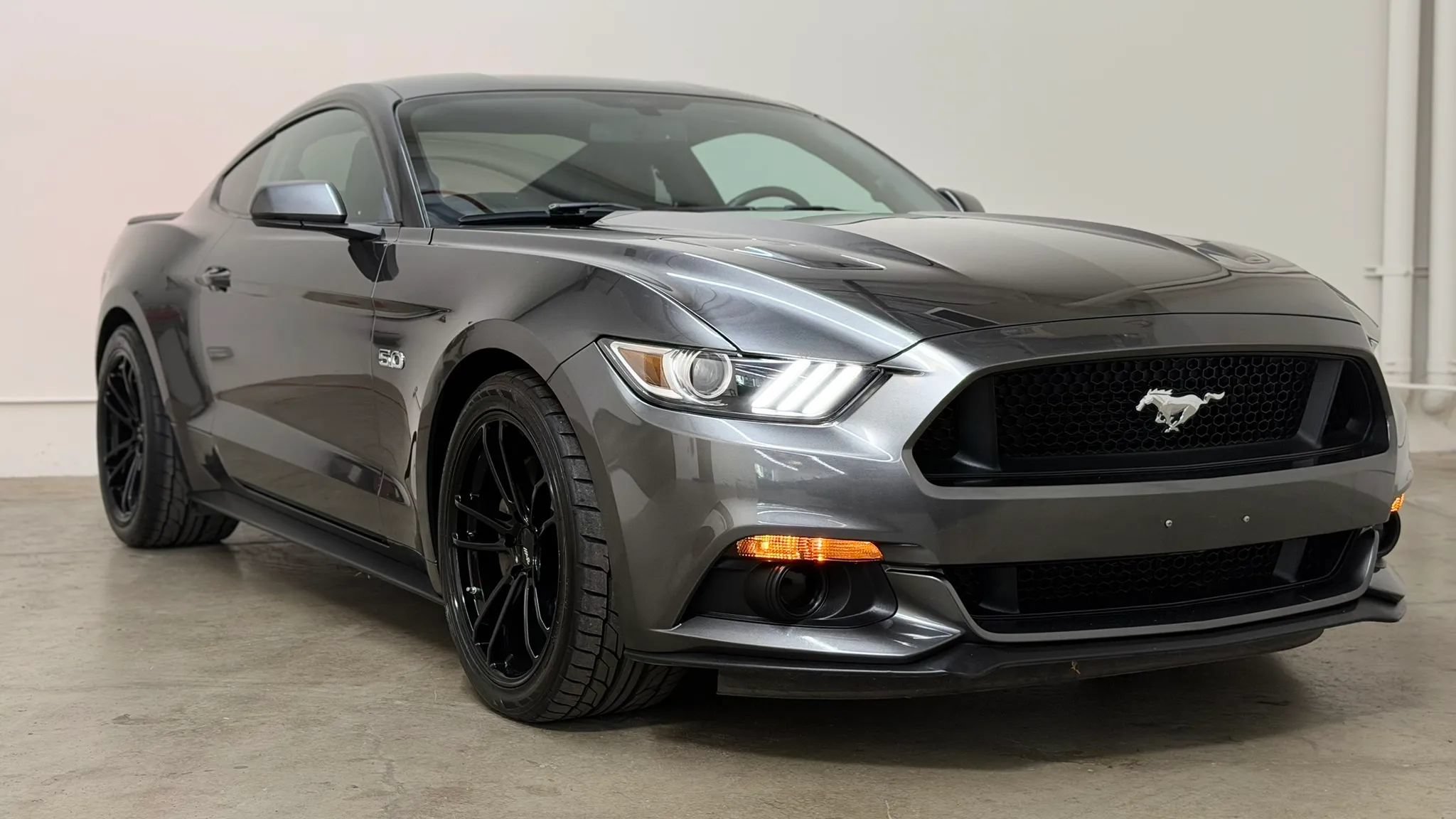 Used 2015 Ford Mustang GT Premium w/ Equipment Group 401A RWD image 3