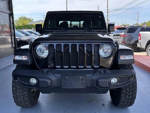 Used 2021 Jeep Gladiator Sport image 8