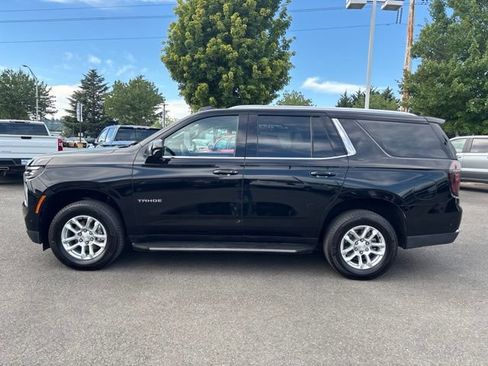 Used 2025 Chevrolet Tahoe LT AWD/4WD image 2