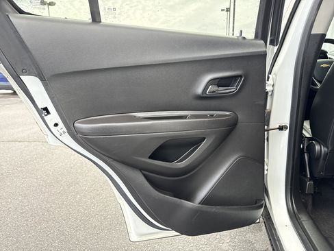 Used 2016 Chevrolet Trax LTZ w/ LPO, Cargo Package image 22