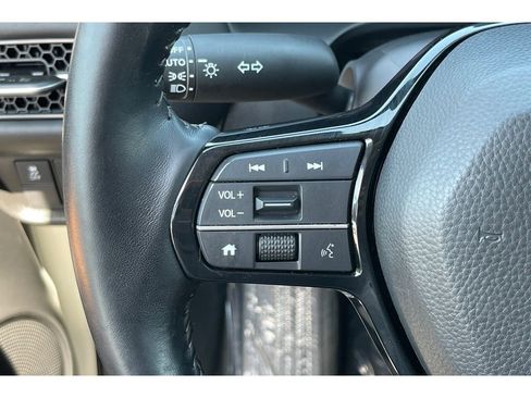 Certified 2025 Honda HR-V EX-L image 35