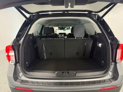 New 2026 Ford Explorer Active image 8