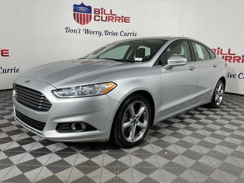 Used 2014 Ford Fusion SE w/ Equipment Group 201A image 7
