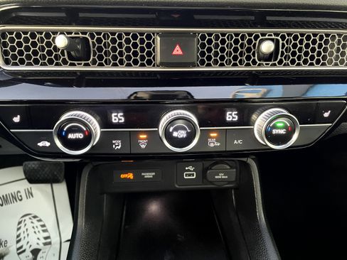 Used 2023 Honda Civic EX image 19