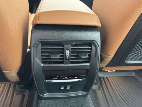 Certified 2023 BMW 330i xDrive 330i xDrive w/ Premium Package image 12