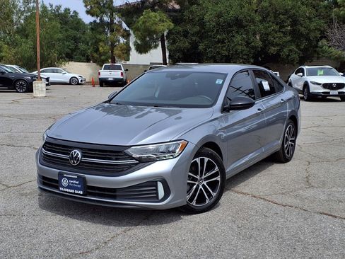 Certified 2024 Volkswagen Jetta Sport FWD image 28