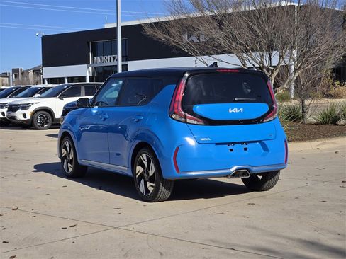 Certified 2024 Kia Soul GT-Line image 3