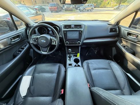 Used 2018 Subaru Outback 3.6R Limited image 8