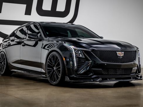 Used 2025 Cadillac CT5 Sport RWD image 24