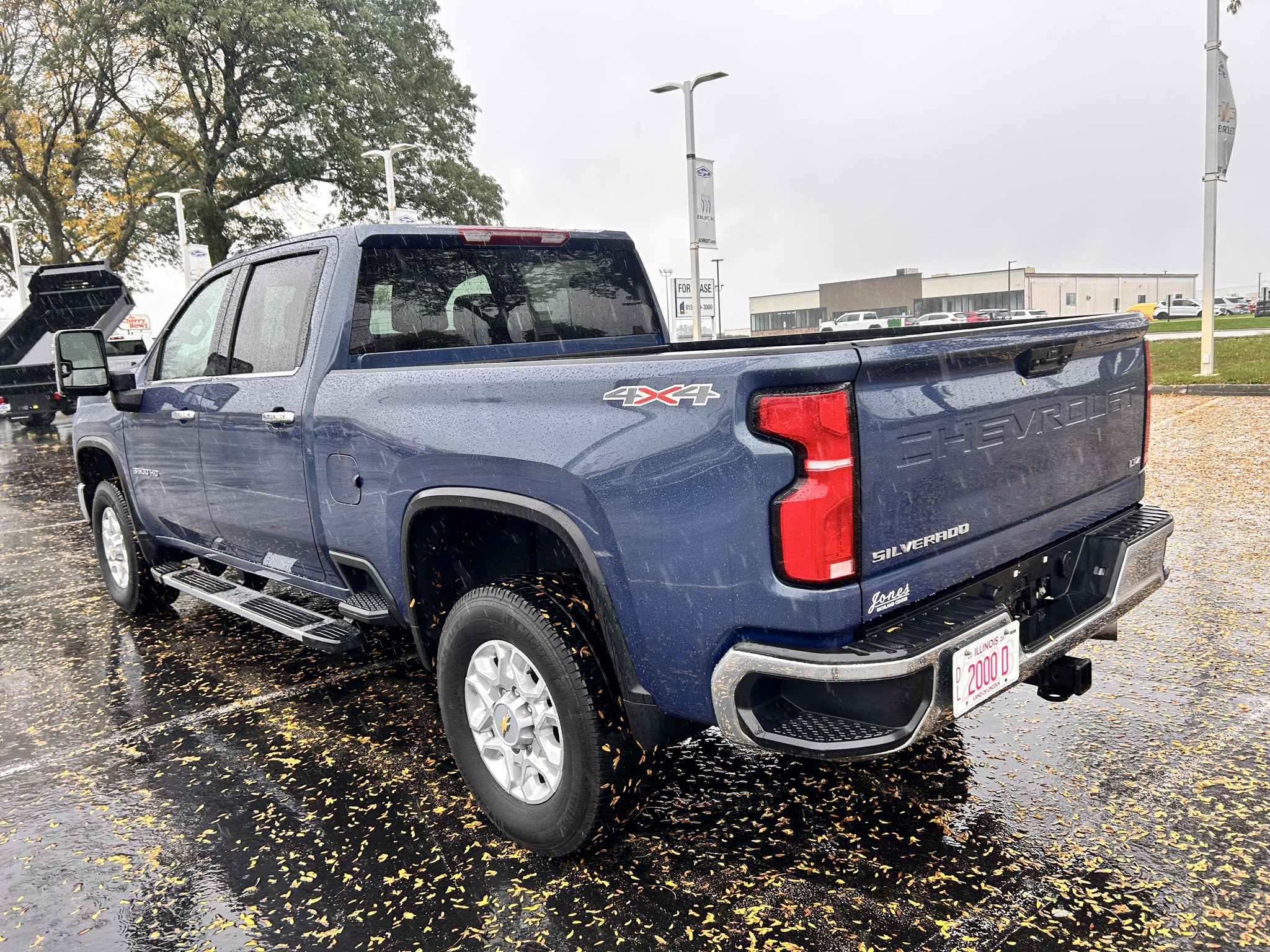 Used 2026 Chevrolet Silverado 3500 LTZ AWD/4WD image 5