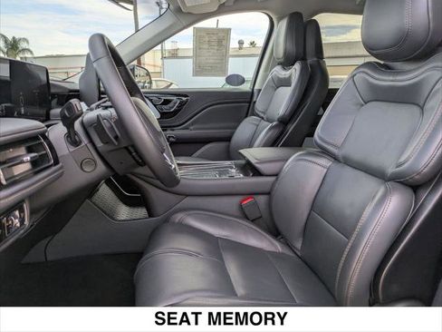 Used 2025 Lincoln Aviator Reserve w/ Equipment Group 201A image 22
