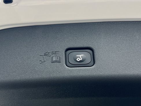 New 2026 Lincoln Nautilus Premier w/ Equipment Group 102A image 12