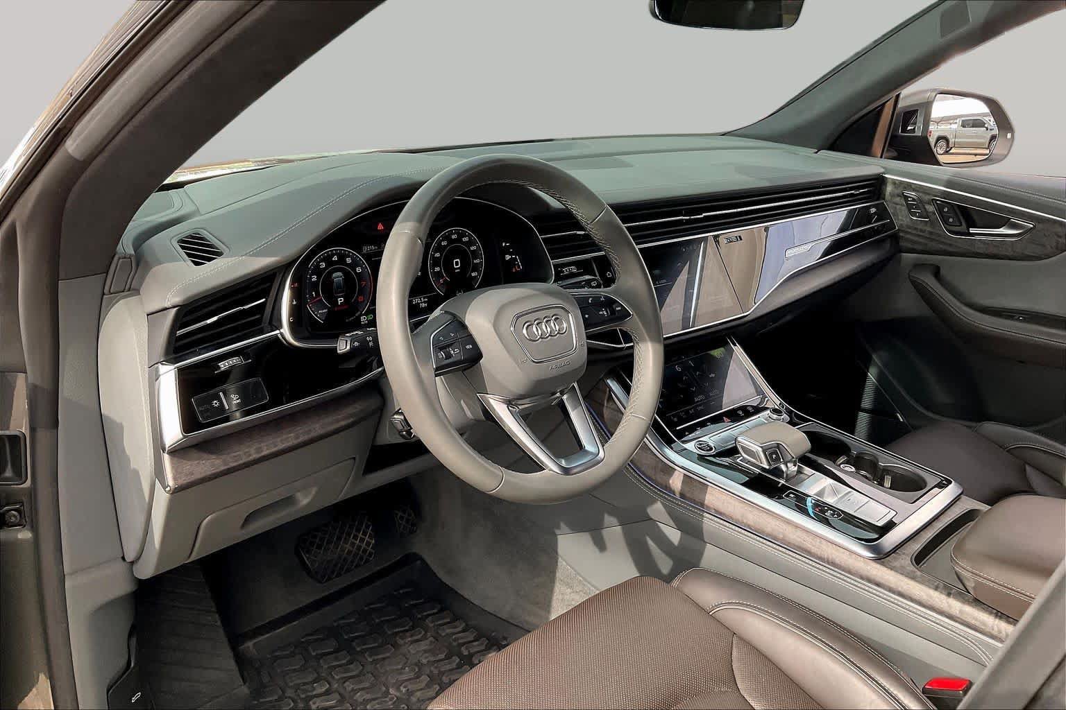 Used 2023 Audi Q8 Prestige AWD/4WD image 18
