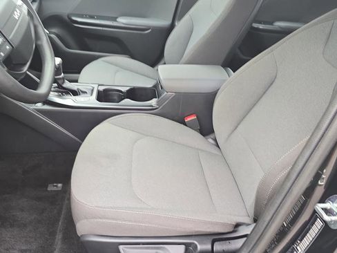 Used 2025 Kia K4 FWD image 13