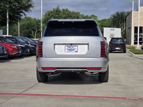 Used 2026 Hyundai Palisade Calligraphy AWD/4WD image 7