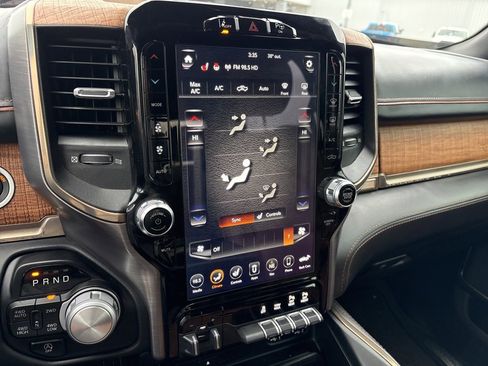 Used 2019 RAM 1500 Limited image 18