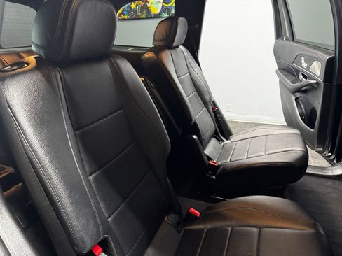 Used 2023 Mercedes-Benz GLS 450 4MATIC image 49
