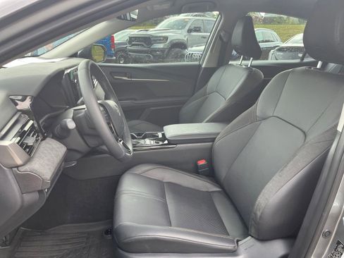 Used 2026 Toyota Camry XLE FWD image 28